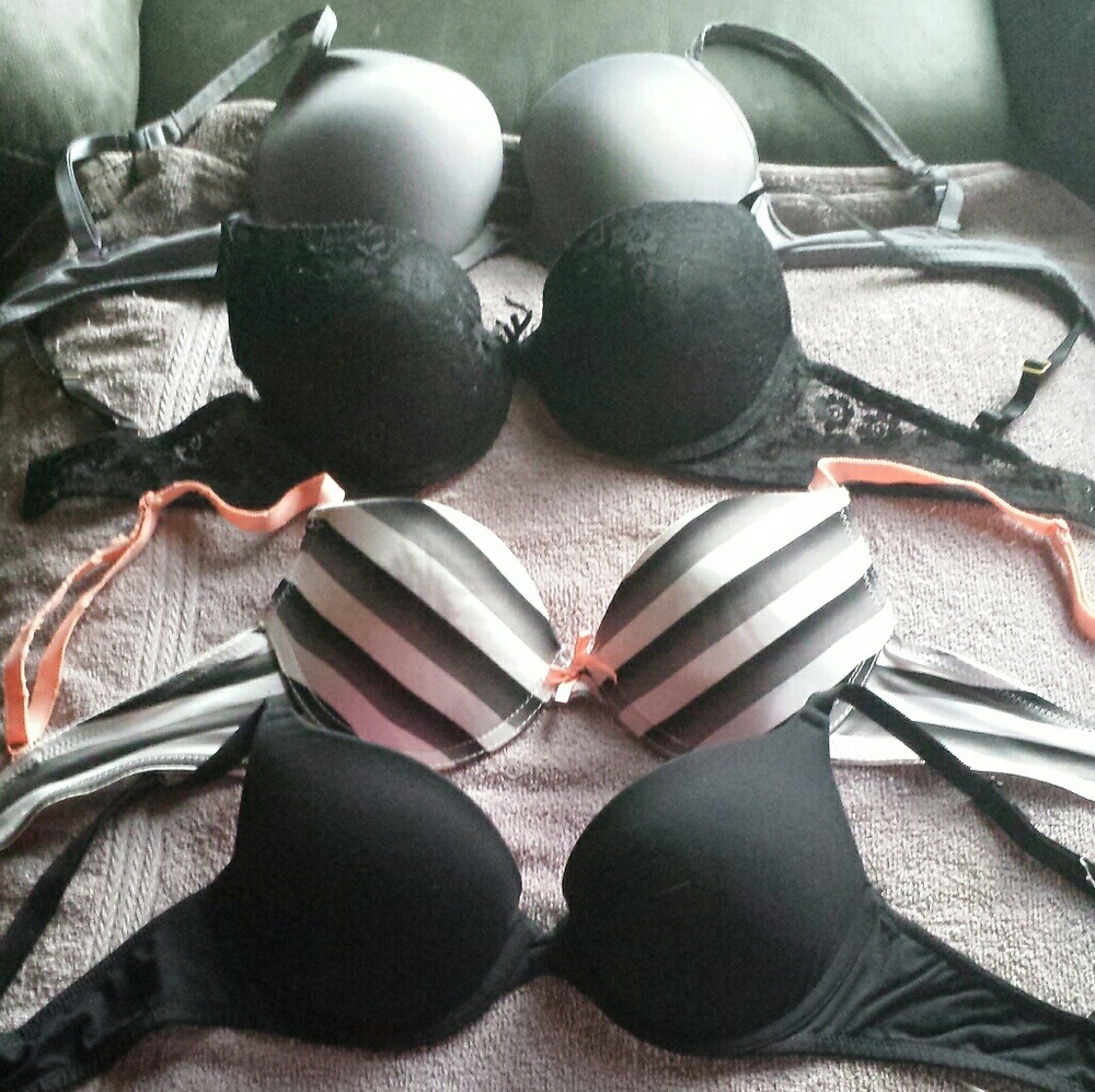 4 Bra's